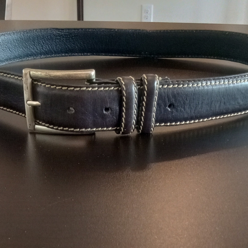 Allen Edmonds Calf Leather Belt Brown Silver Buckle Men's Size 38. (97/38).